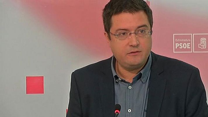 Óscar López critica que el PP gobierna "solo y contra todos"