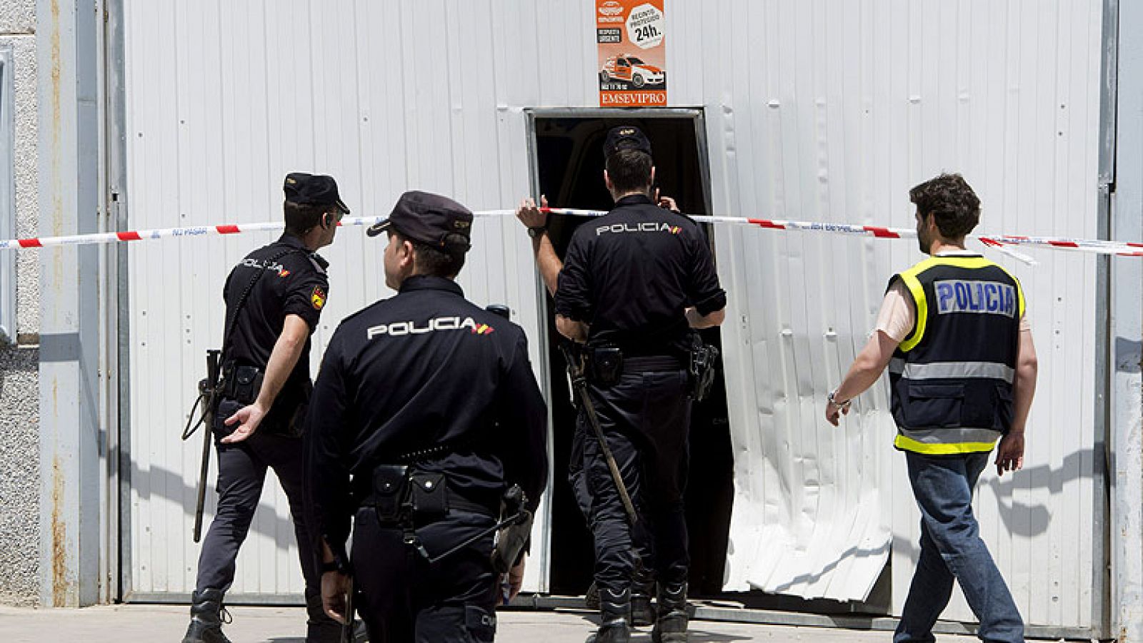 Telediario 1: Incautadas en Córdoba 52 toneladas de hachís, el mayor alijo de España | RTVE Play