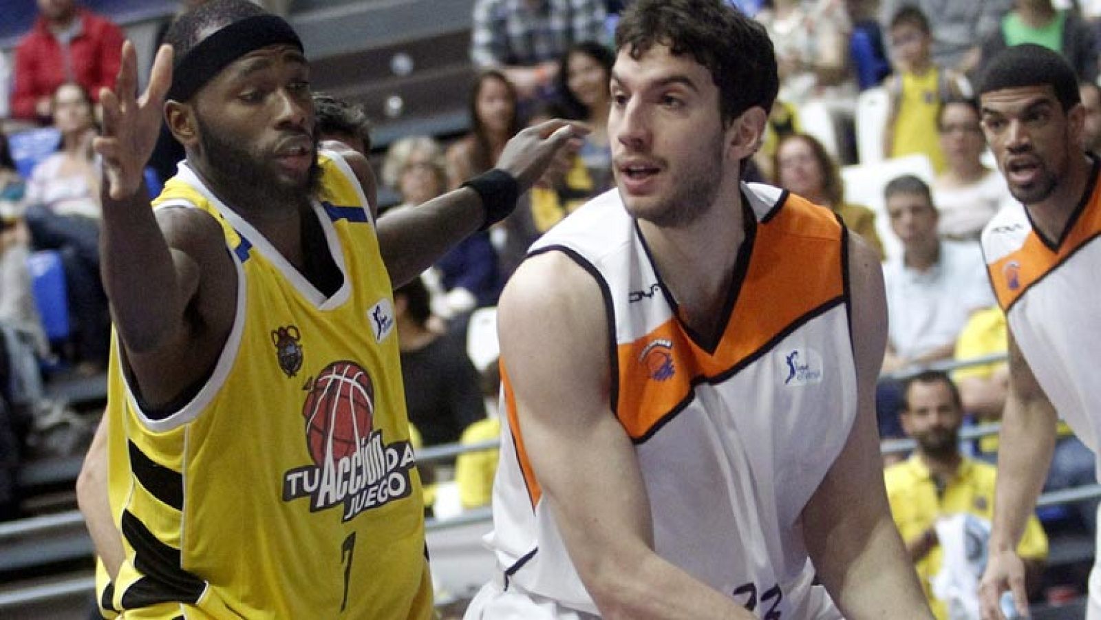 CB Canarias 81-71 Mad-Croc Fuenlabrada