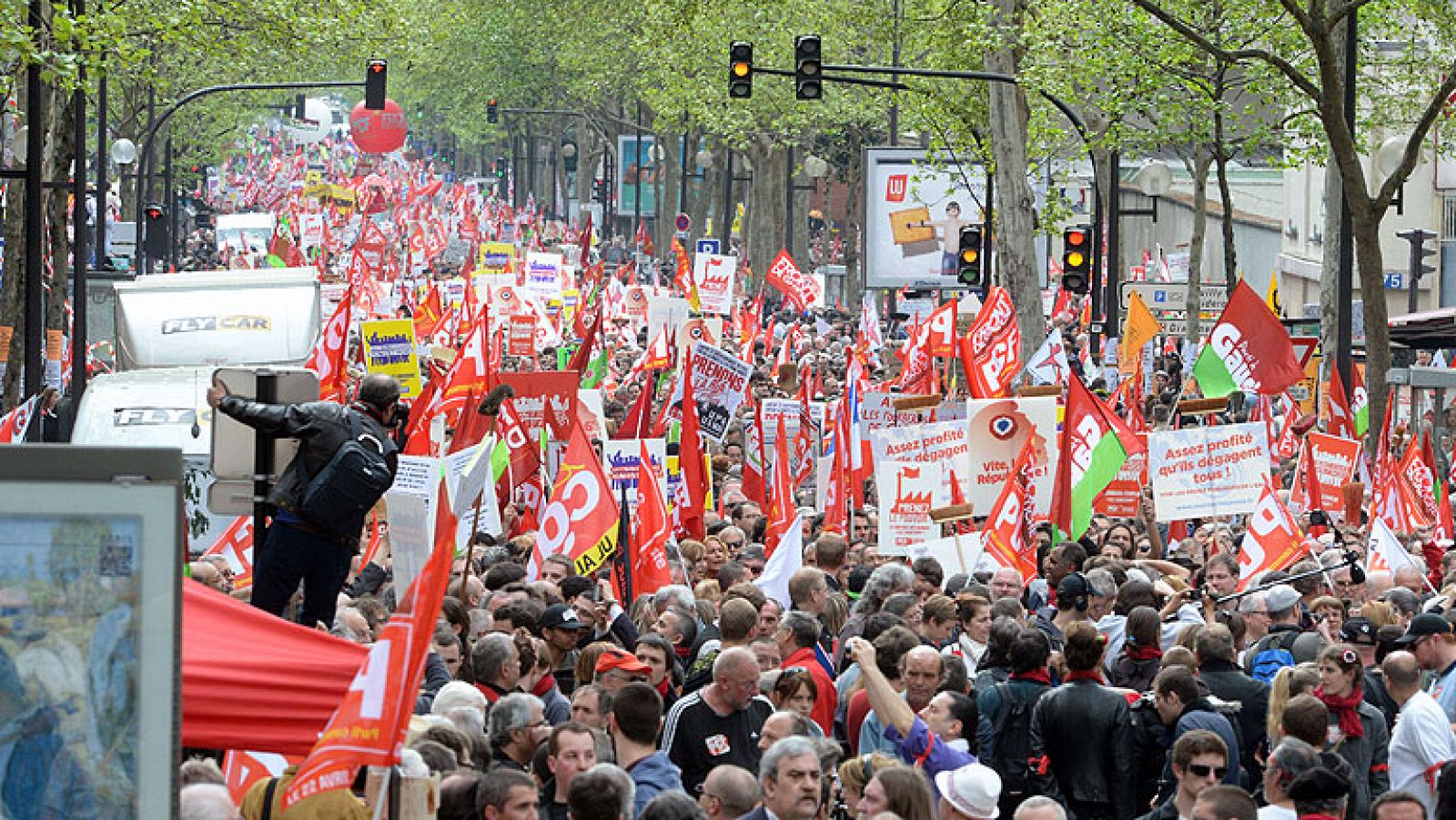 Informativo 24h: Manifestación en Francia | RTVE Play