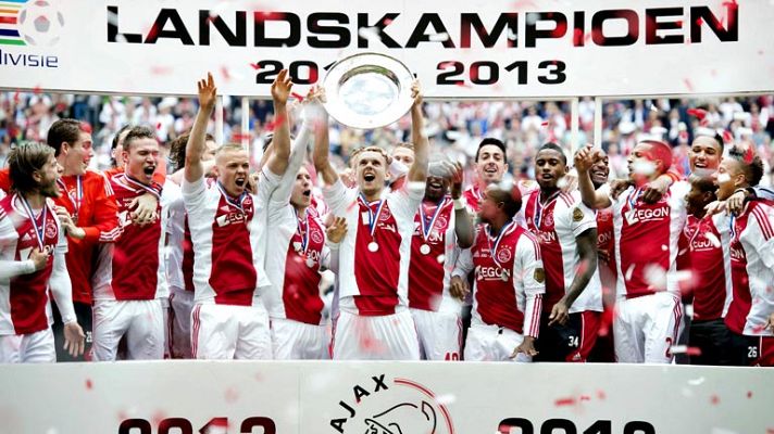 Telediario 1 - El Ajax vence su tercera liga holandesa consecutiva