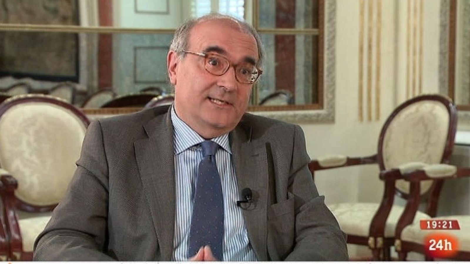 Parlamento - La entrevista - Benigno Pendás, presidente del CEPC - 04/05/2013