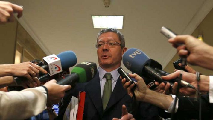 Telediario 1 - IU cuestiona el auto del Caso Noos