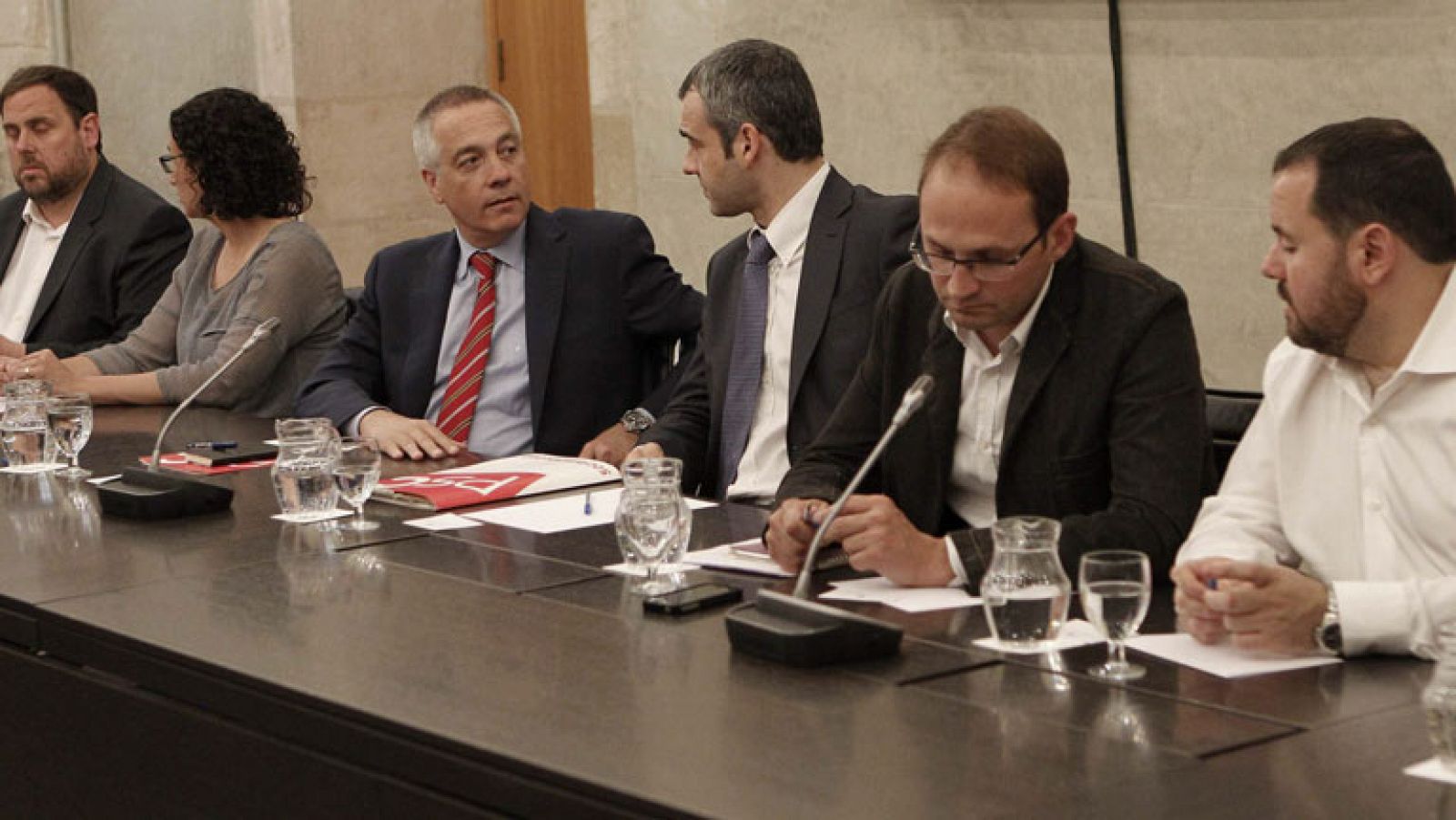 Cumbre sobre la consulta soberanista