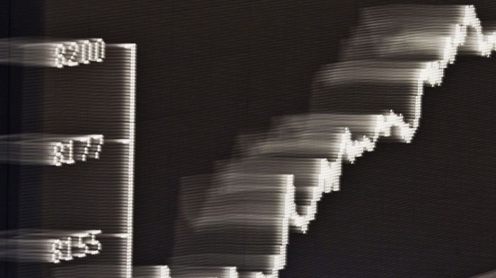 La tarde en 24h - La Bolsa de Fráncfort cierra en su máximo histórico con todas las Bolsas europeas en verde