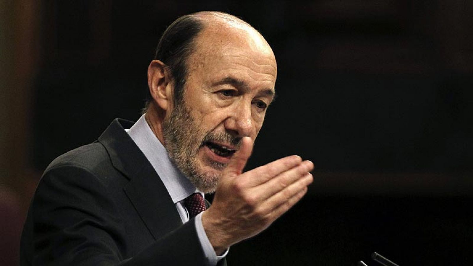 Informativo 24h: Rubalcaba ofrece a Rajoy "un gran acuerdo" para recuperar la "confianza" | RTVE Play