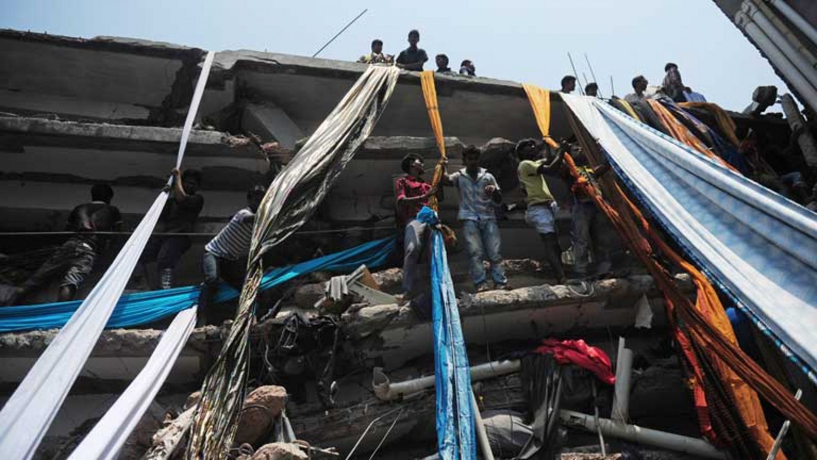 En Bangladés, el gobierno ha cerrado 18 fábricas textiles por motivos de seguridad