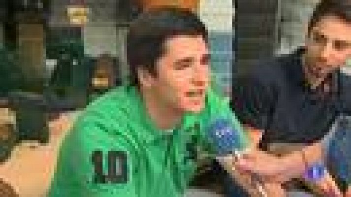 Telediario 1 - Los aficionados del Real Madrid opinan sobre Mourinho