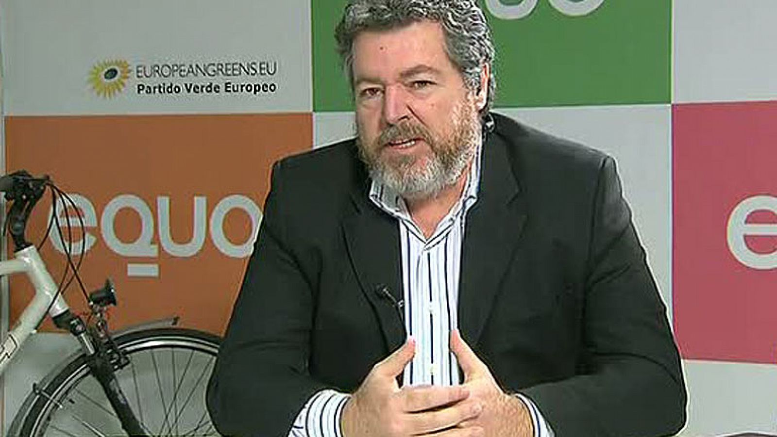 Juan López de Uralde: "El ministerio ha convertido la ley de costas en un queso gruyere, lleno de agujeros"