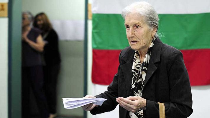 Bulgaria celebra elecciones