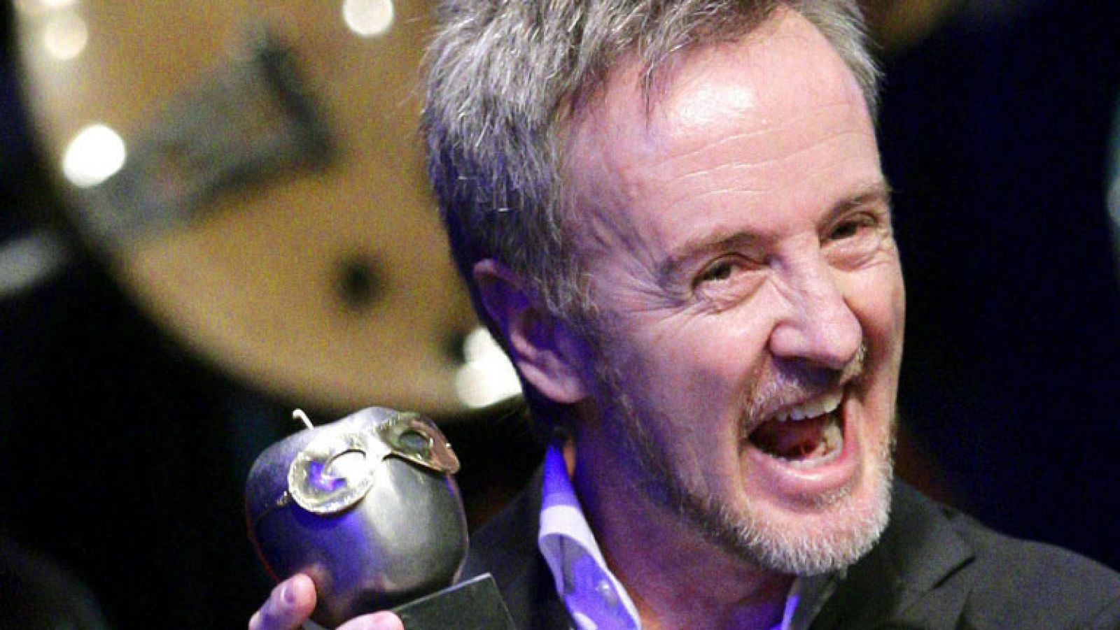 Max para Carlos Hipólito 