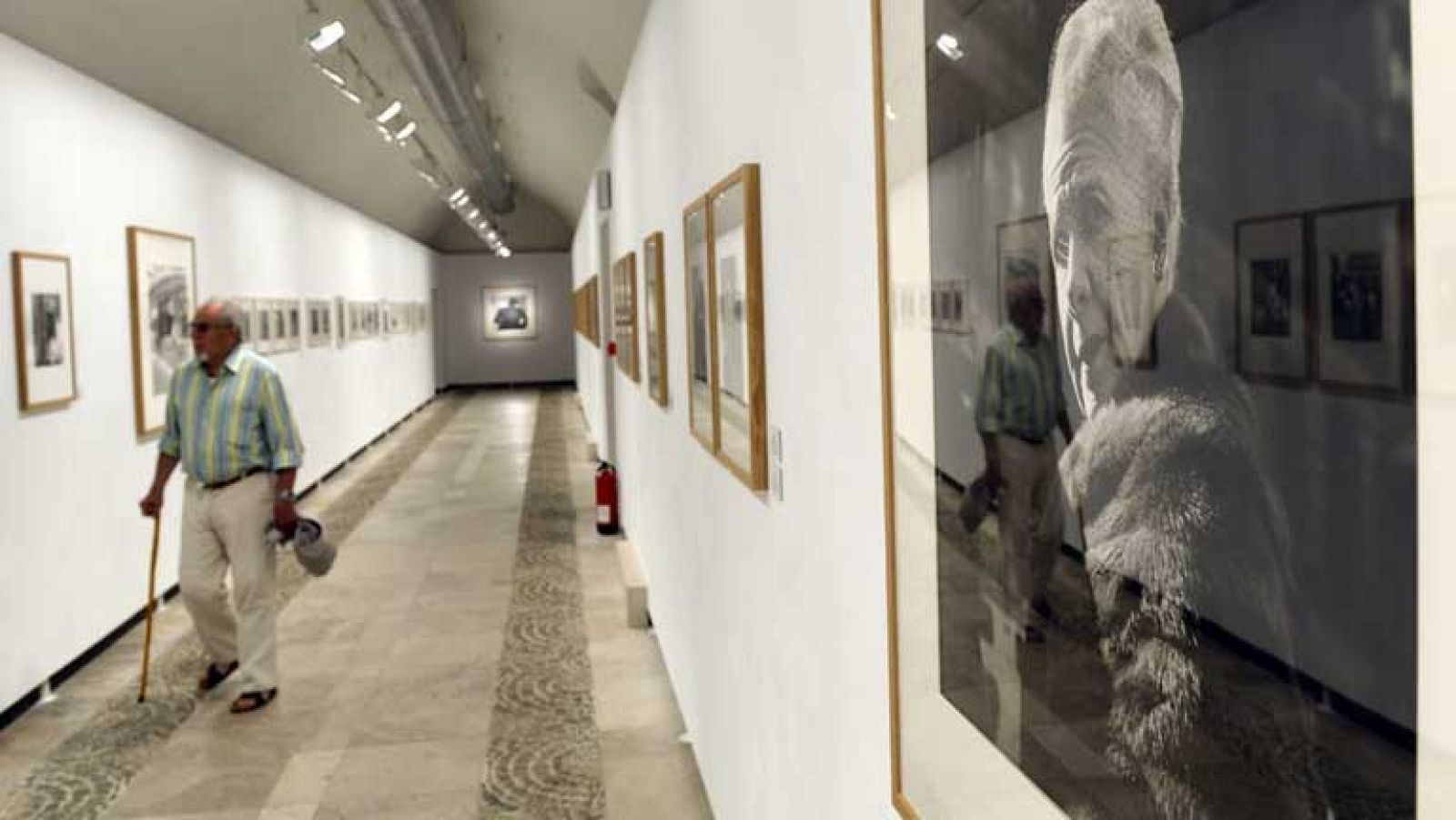 Los carretes ocultos de la niñera fotógrafa