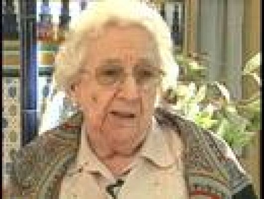 Programes especials de Arxiu - Arxiu TVE Catalunya - Entrevista a l'escriptora Joana Raspall