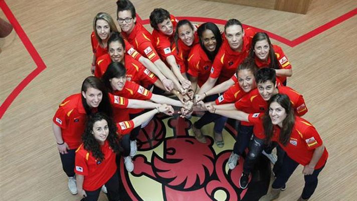 Telediario 1 - España comienza a preparar el Eurobasket femenino