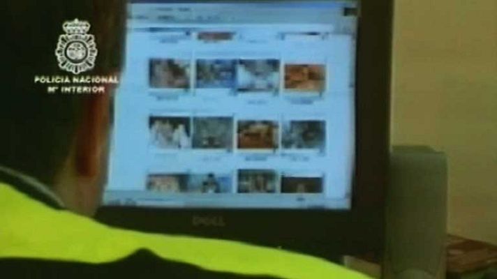 Telediario 1 - Detenidos por pornografía infantil