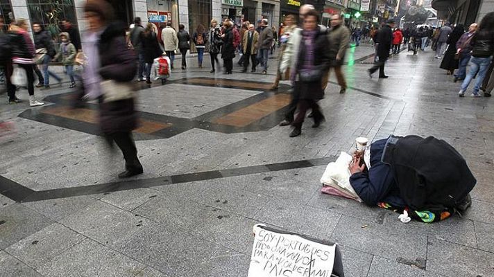 La pobreza en España aumenta un 8%