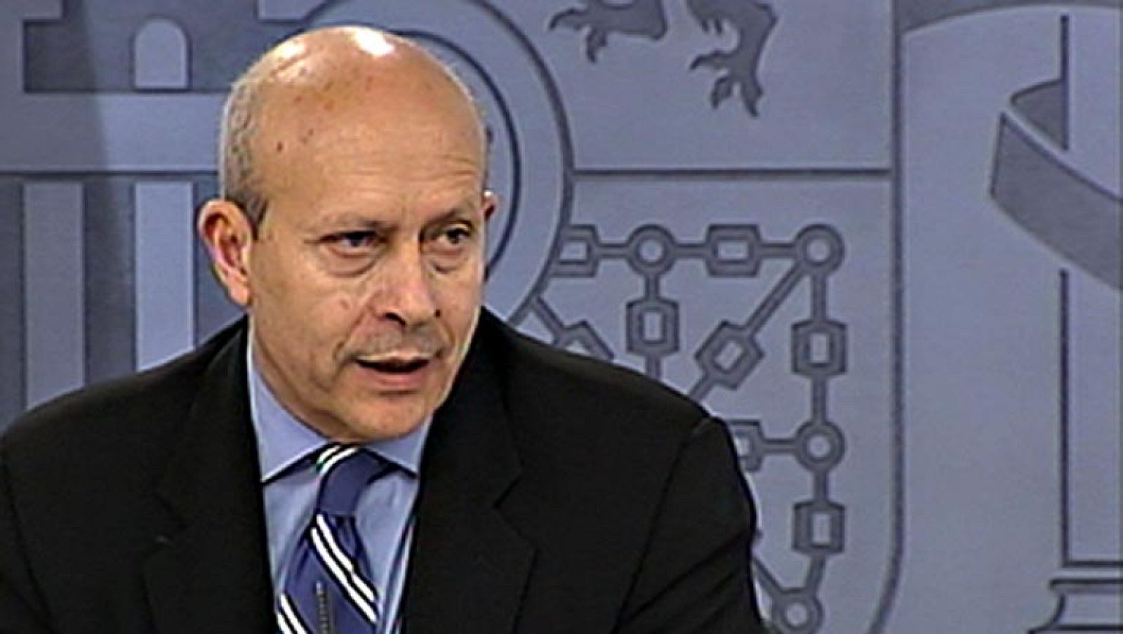 La nueva ley educativa no permitirá pasar de curso si se suspende lengua y matemáticas a la vez - Informativo 24h | Ver