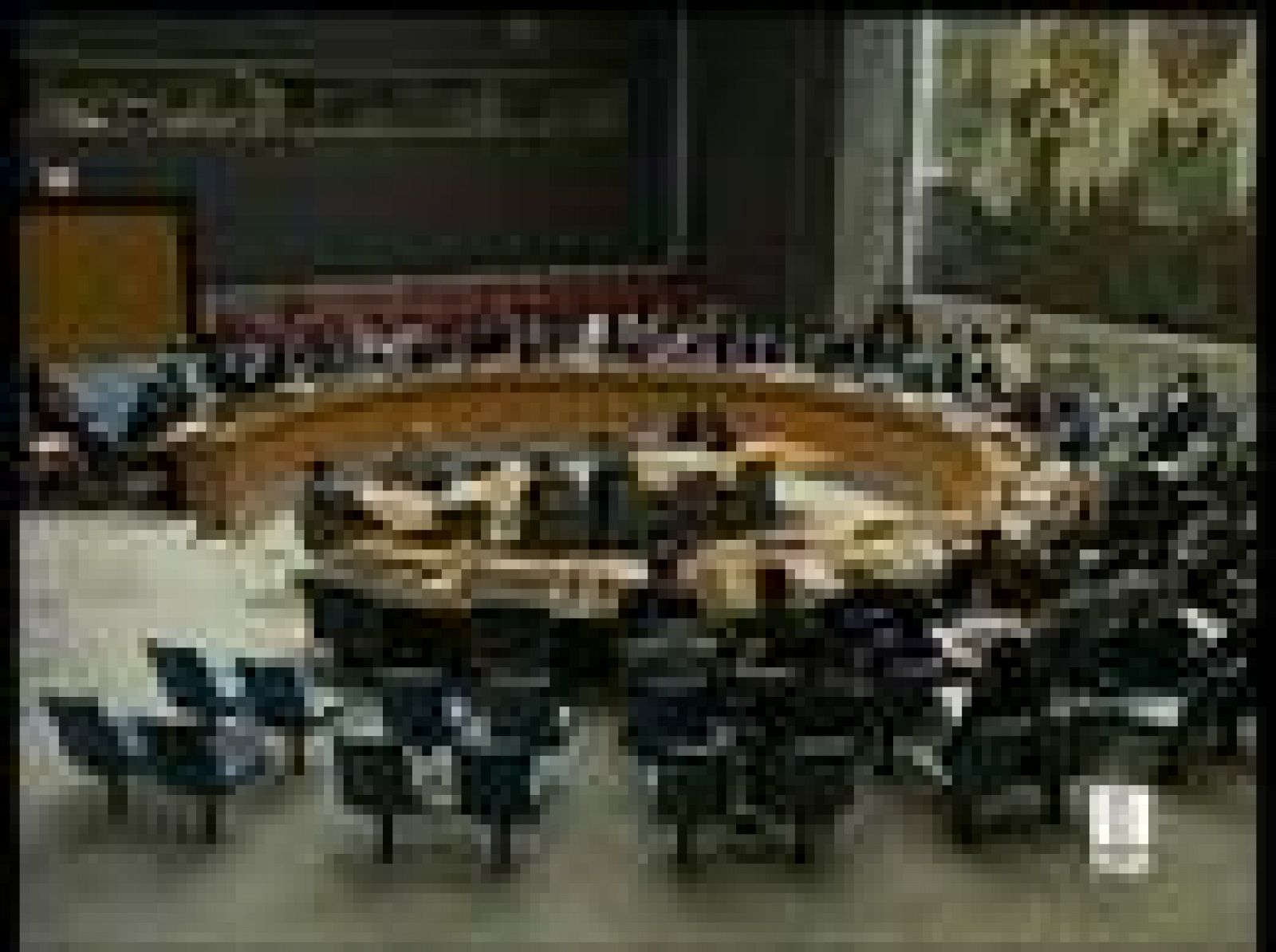  El Consejo de Seguridad de la ONU ha condenado de forma unánime la campaña de violencia e intimidación desatada por el gobierno de Zimbabue contra la oposición. Y el secretario general, Ban Ki Moon, ha pedido que se aplacen las elecciones previstas para el viernes. 