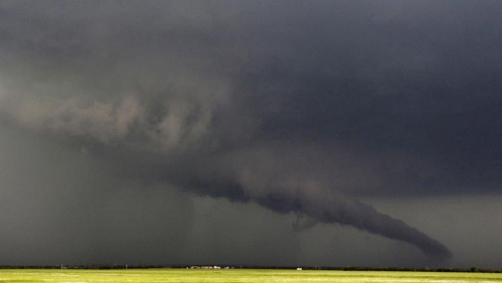 Informativo 24h: Decenas de muertos y desaparecidos por un gigantesco tornado en Oklahoma | RTVE Play