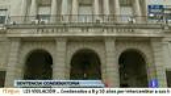 Telediario 1 - Condenados a 10 y 8 años los dos padres acusados de intercambiarse a sus hijas para abusar de ellas