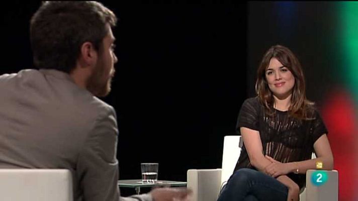 Versión española - Castillos de cartón