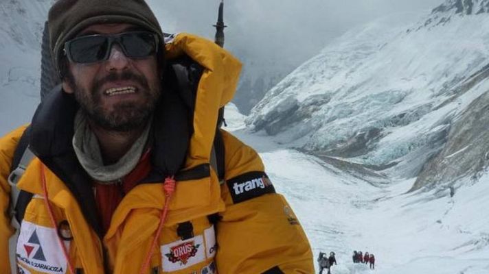 Telediario 1 - Pauner holla la cima del Everest y es el 4º español con 14 'ochomiles'
