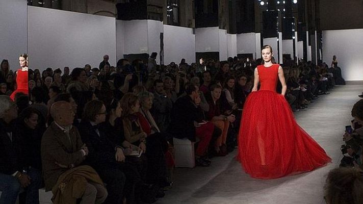 Flash Moda Monográficos - Solo Moda Monográficos - Giambattista Valli