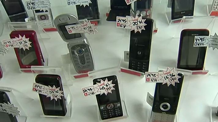 Telediario 1 - Con la crisis cada vez son más los que intercambian o venden cosas