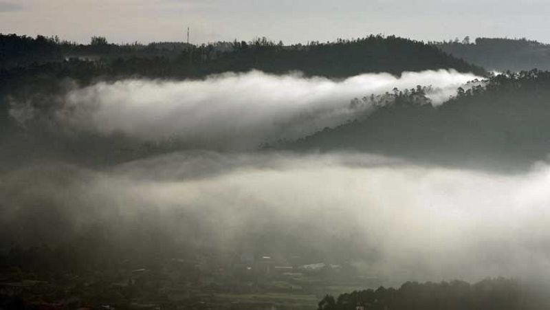 Nuboso, con precipitaciones débiles, en el extremo norte peninsular