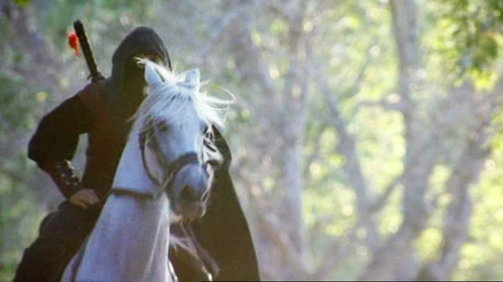 Águila Roja - Águila salva al hijo del Rey