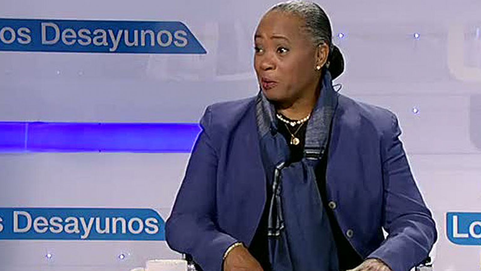 Barbara Hendricks: "Creo que la democracia hay que construirla desde abajo" - Los desayunos | Ver