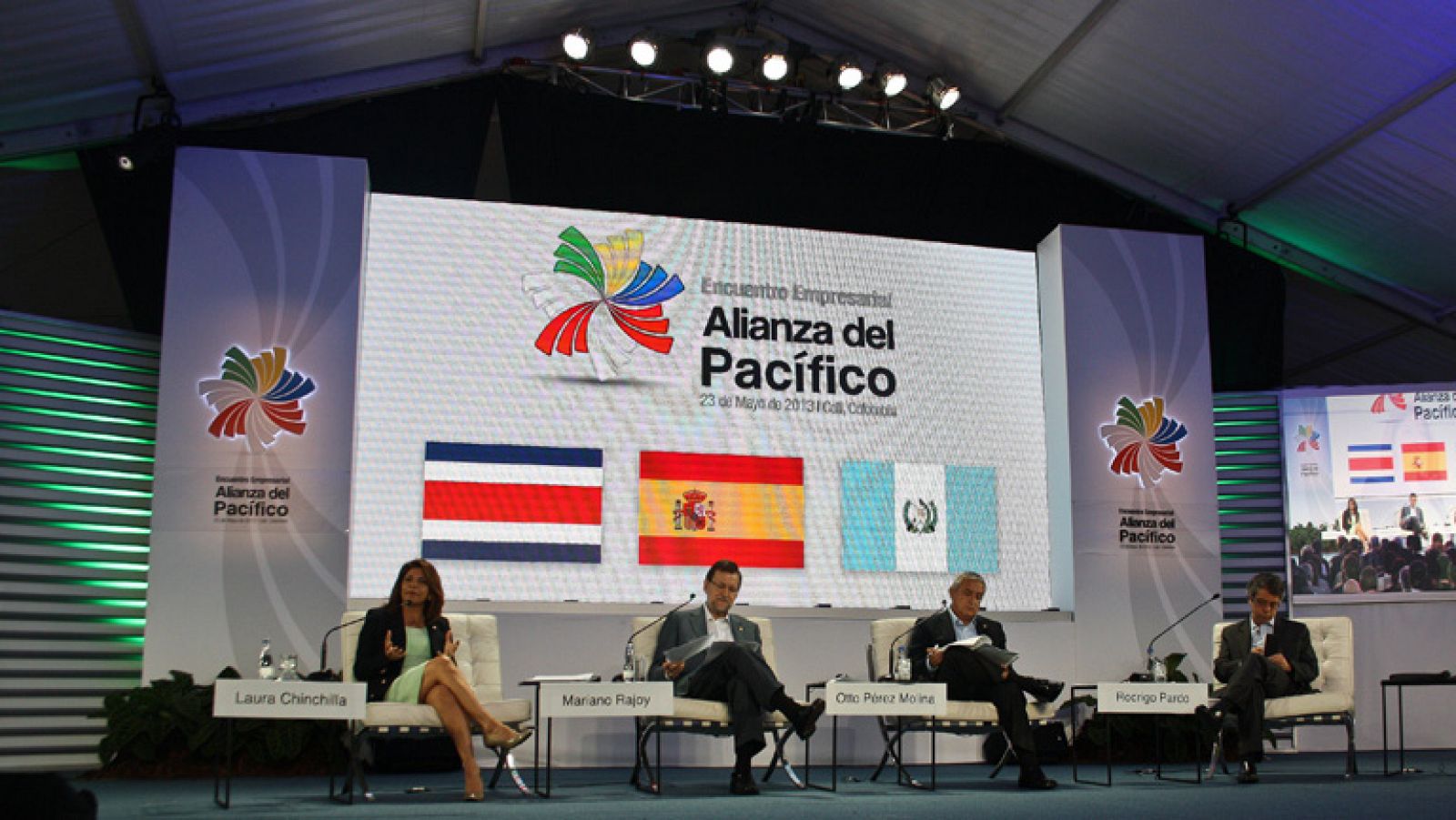 Telediario 1: Mensaje Rajoy cumbre Colombia | RTVE Play