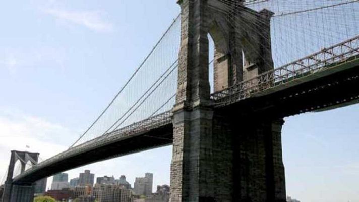 Telediario 1 - 130 años del puente de Brooklyn