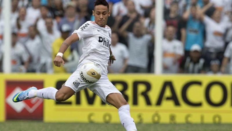Neymar deshoja la margarita del Real Madrid o el Barcelona 