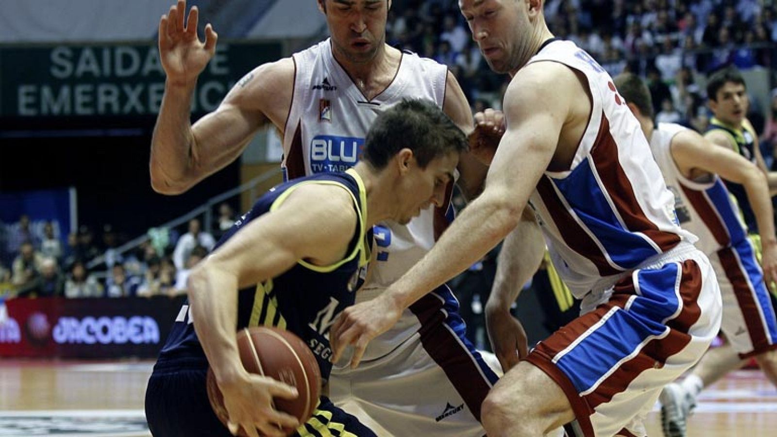 Telediario 1: El Madrid, primer semifinalista de la Liga Endesa | RTVE Play