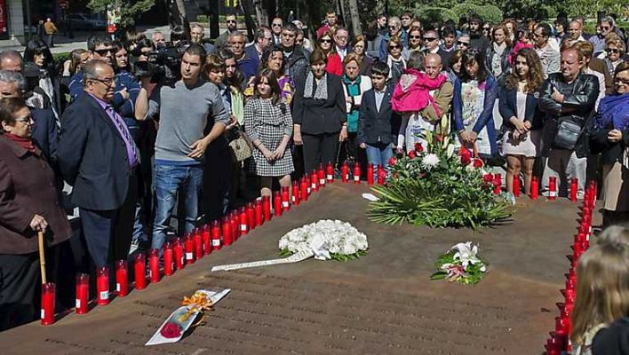 Telediario 1 - Telediario - 21 horas - 26/05/13