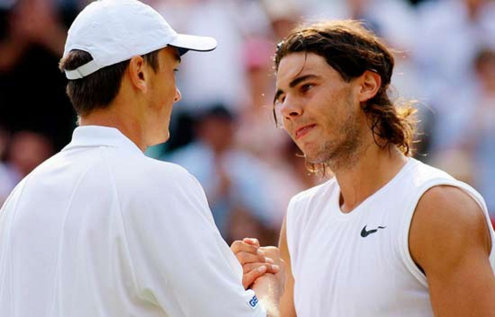 Rafa Nadal ha derrotado en priemera ronda al alemán Andreas Beck. También han jugado  Robredo, que ha ganado al belga Vliegen y Nicolás Almagro, que ha batido a Marcel Granollers. El alemán Benjamin Becker ha dado la sorpresa del día al eliminar al