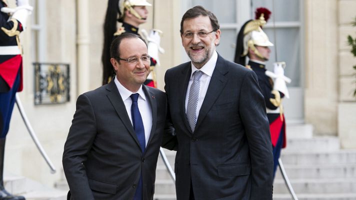 Telediario 1 - François Hollande se reúne con Mariano Rajoy en el Palacio del Elíseo en París
