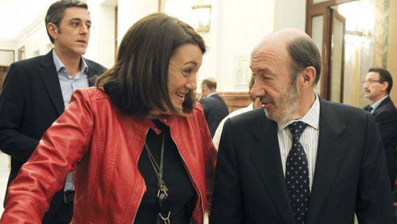 Rubalcaba pide a Rajoy un gran pacto político