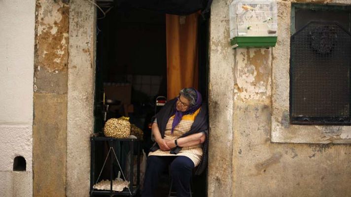 Telediario 1 - No a la austeridad en Portugal