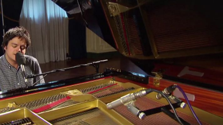 Atención obras - Jamie Cullum a piano y voz