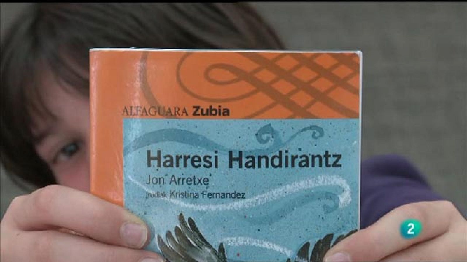 Página 2 - Mini club de lectura: "Harresi Handirantz", Jon Arretxe