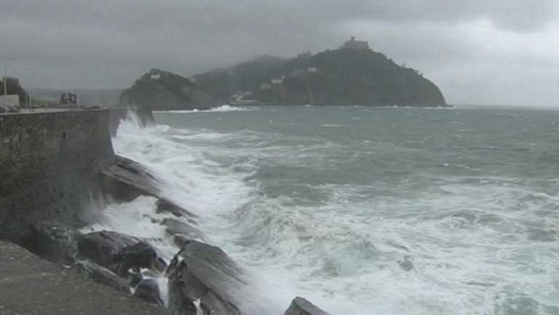 Viento fuerte en el noreste, nieve en extremo norte y ascenso térmico