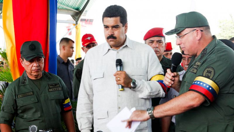 Maduro acusa de "envenenamiento" a Santos