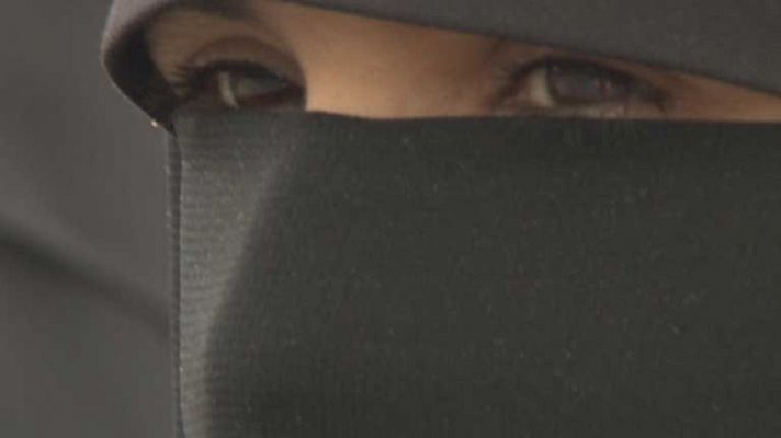 Telediario 1 - Menos libertad de la mujer en Túnez