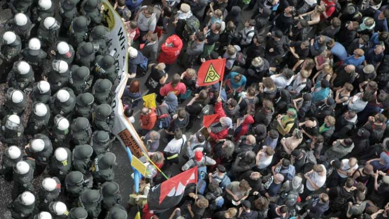 "Pueblos unidos contra la troika"