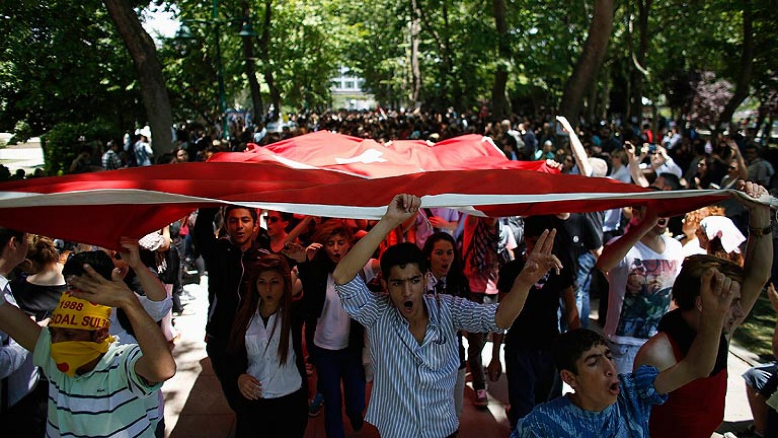 Noticias 24h Manifestaciones en Turquía RTVE Play