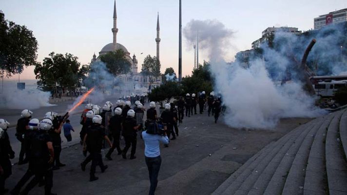 Cuarto día de choques en Turquía