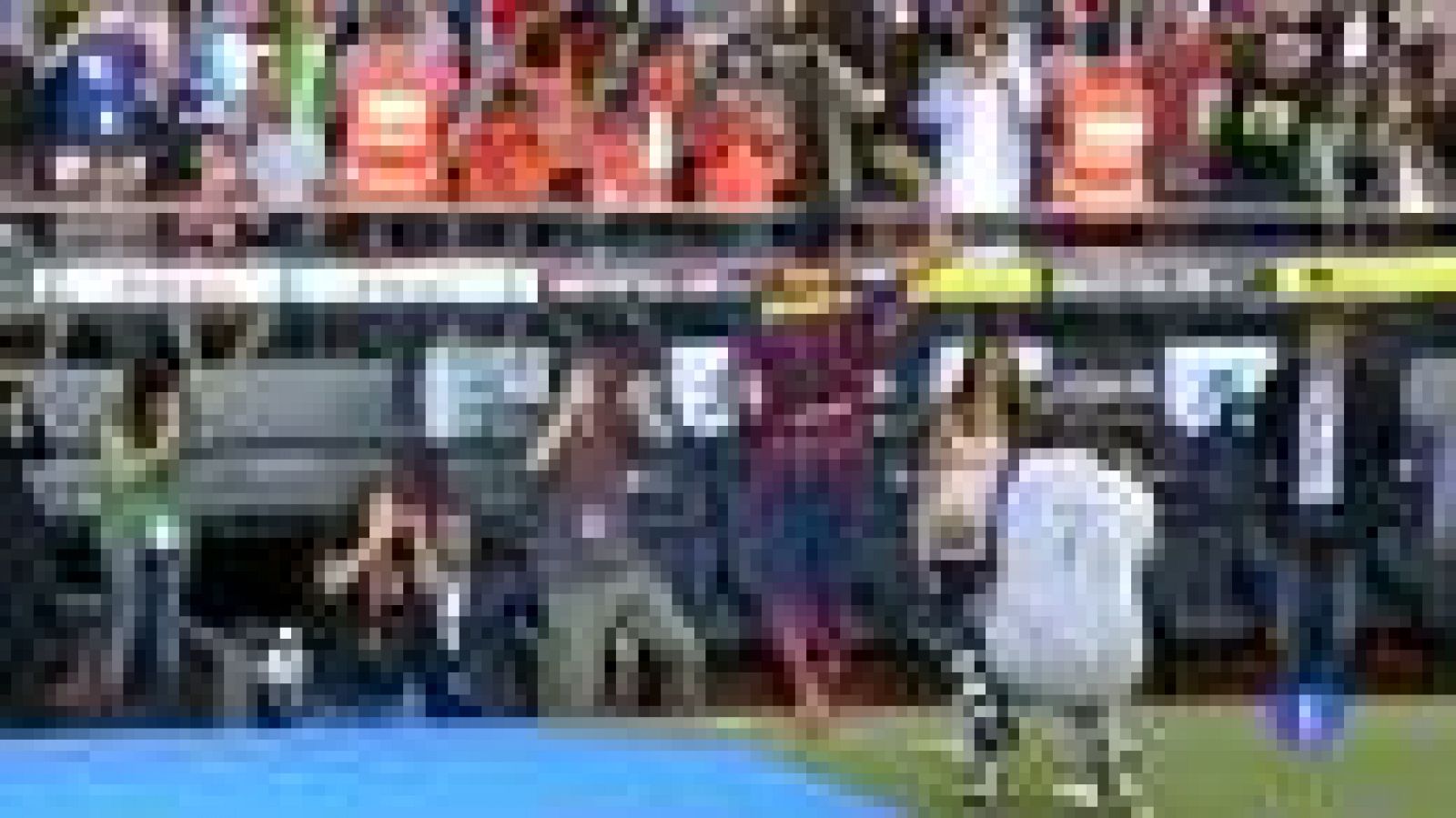 Telediario 1: Neymar ante 56.500 barcelonistas en el Camp Nou | RTVE Play