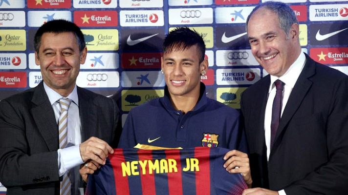 Telediario 1 - Neymar: "Mi corazón estaba con el Barça, no me muevo por dinero"